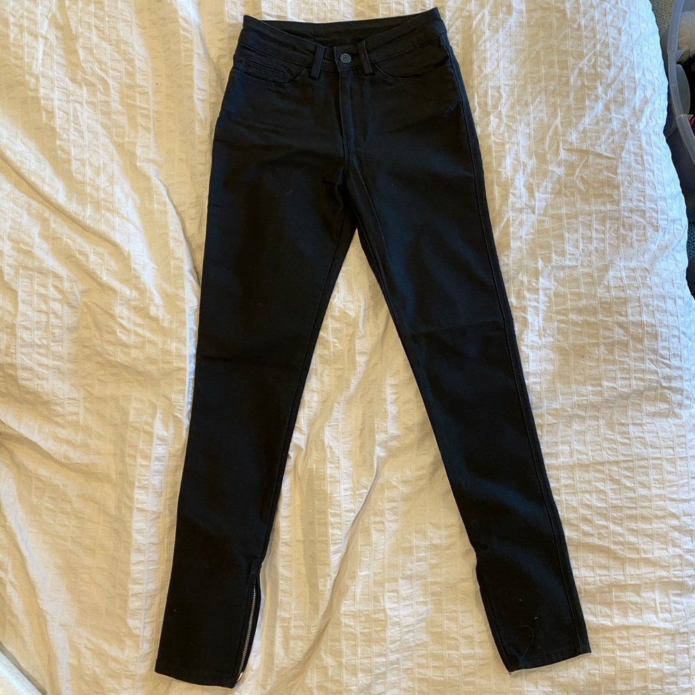 NWT Ksubi skinny “spray on” jeans ankle zipper